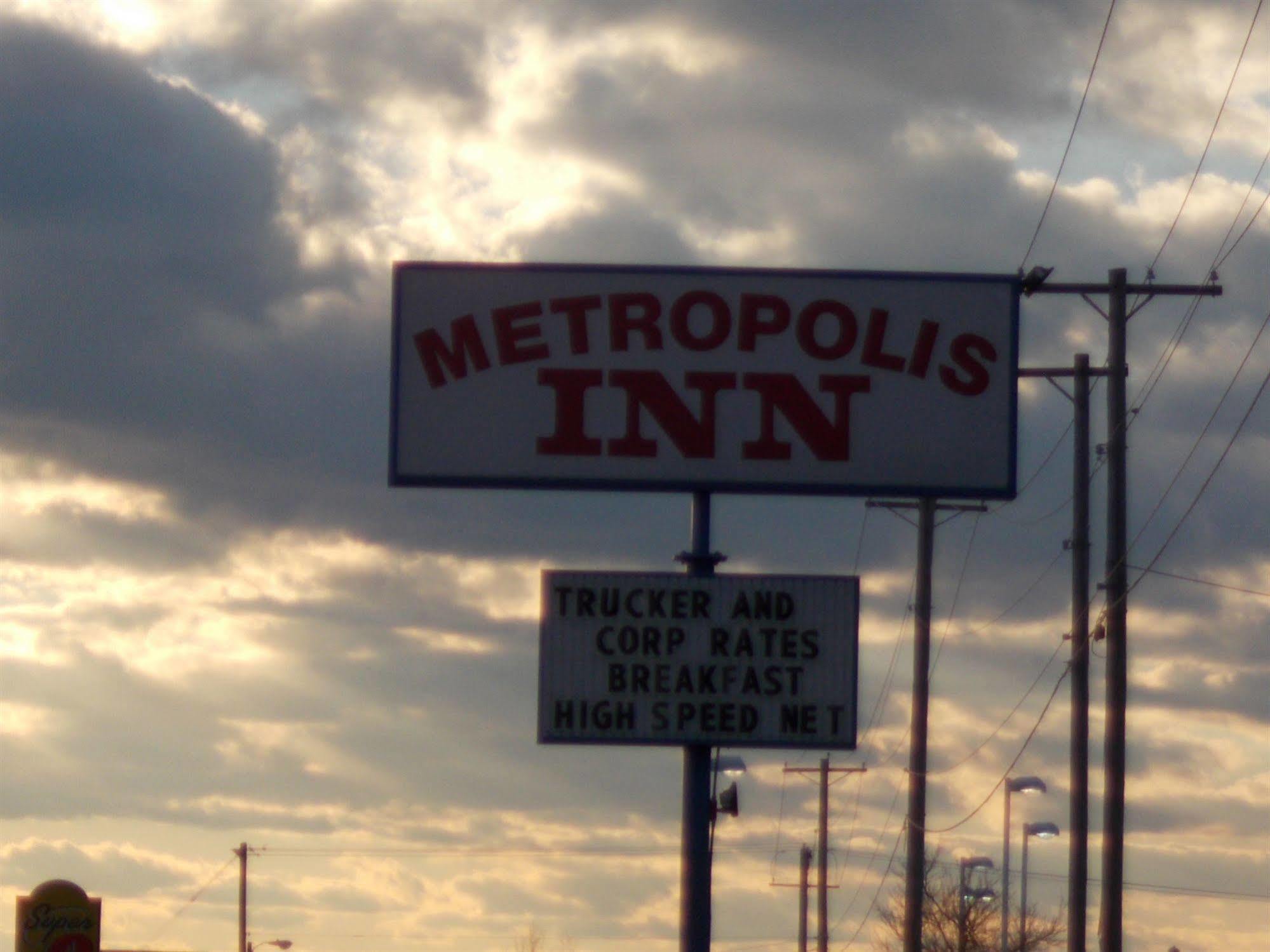 Motel 6-Metropolis, Il Экстерьер фото